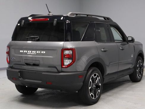 Used 2023 Ford Bronco Sport Outer Banks w/ Tech Package AWD/4WD image 11
