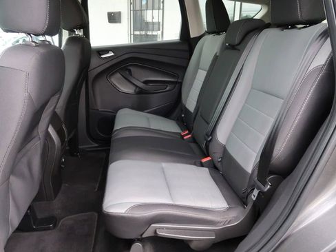Used 2016 Ford Escape SE FWD image 7