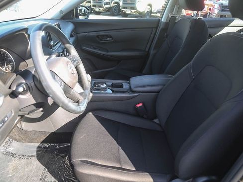 Certified 2025 Nissan Sentra S FWD image 17