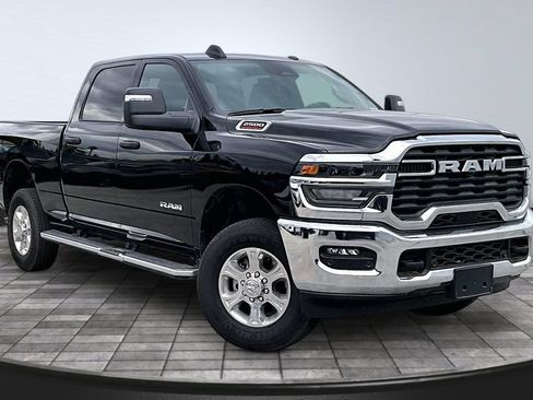 Used 2026 RAM 2500 Big Horn AWD/4WD image 38