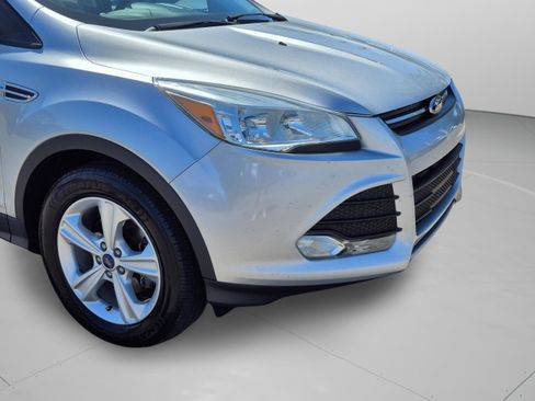 Used 2015 Ford Escape SE FWD image 32