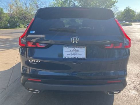 Used 2025 Honda CR-V Sport-L image 4