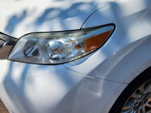 Used 2013 Toyota Sienna XLE FWD image 12