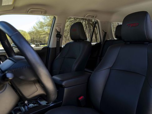 Used 2023 Toyota 4Runner TRD Off-Road Premium image 17