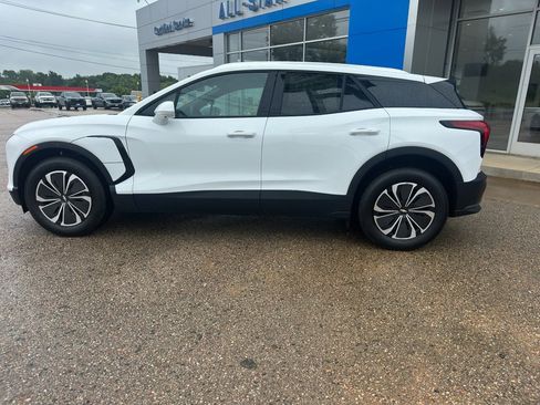 New 2025 Chevrolet Blazer EV LT image 7