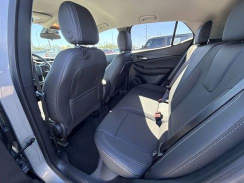 Used 2023 Buick Encore GX Preferred image 11