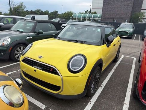 Used 2026 MINI Cooper S FWD image 1