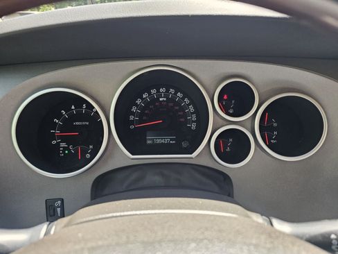 Used 2011 Toyota Sequoia Platinum AWD/4WD image 15