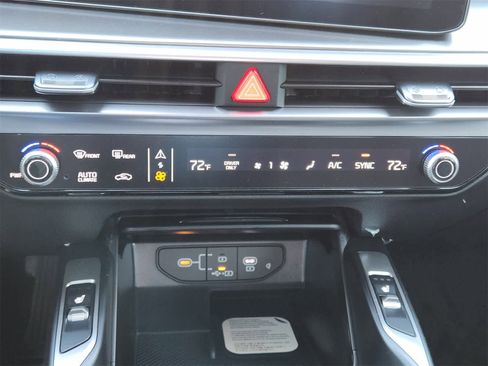 New 2026 Kia Sorento EX w/ EX Premium Package image 16