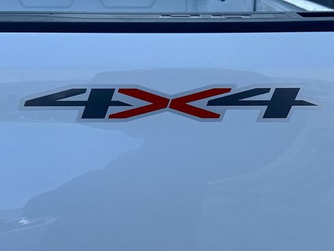 Used 2024 Chevrolet Silverado 3500 LT image 35