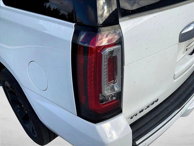 Used 2017 GMC Yukon Denali w/ Open Road Package AWD/4WD image 29