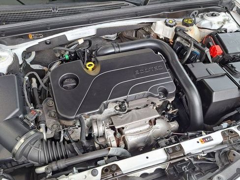 Used 2024 Chevrolet Malibu LT FWD image 35