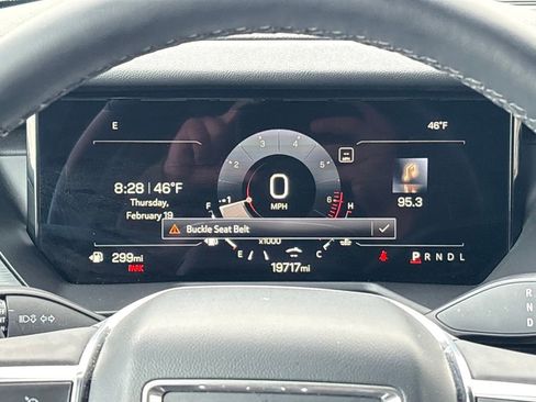 Used 2025 GMC Acadia Elevation image 20