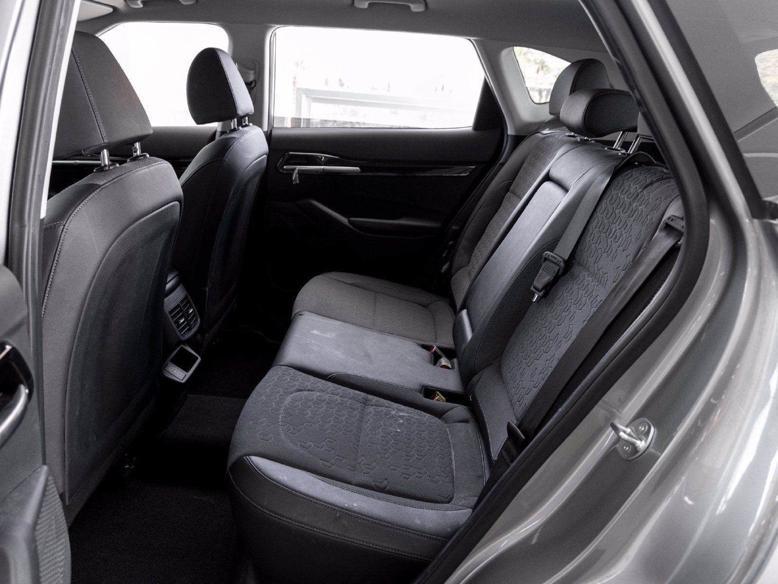 Used 2024 Kia Seltos S FWD image 21