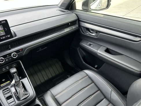 Used 2025 Honda CR-V Sport-L image 16