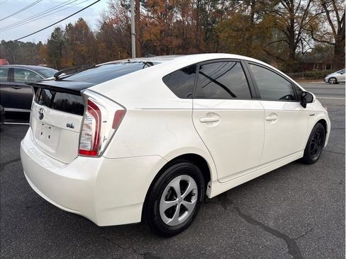 Used 2013 Toyota Prius Three image 6