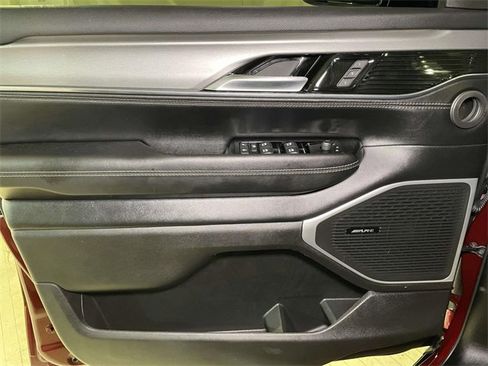 Used 2024 Jeep Wagoneer Series II image 38