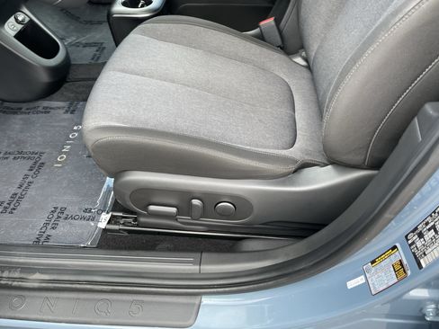 Certified 2024 Hyundai Ioniq 5 SE RWD image 17