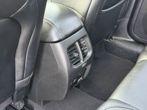 Certified 2022 Jeep Cherokee Limited image 24