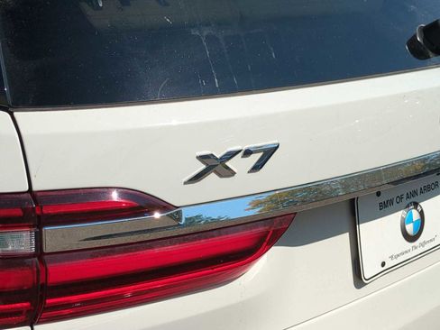 Certified 2022 BMW X7 xDrive40i w/ Executive Package image 13
