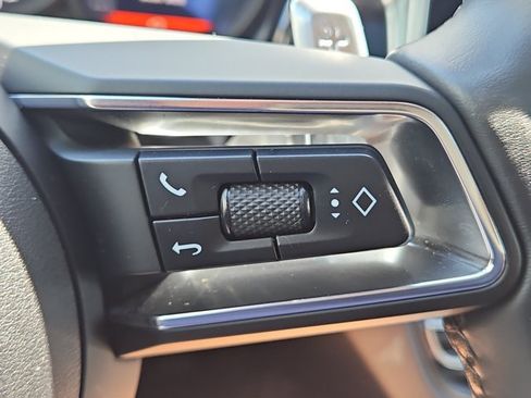Used 2023 Porsche Macan AWD/4WD image 29
