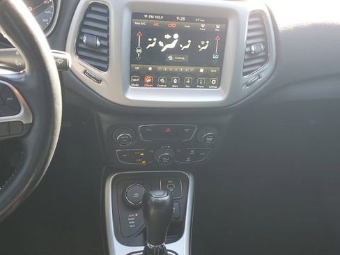 Used 2021 Jeep Compass Latitude AWD/4WD image 15