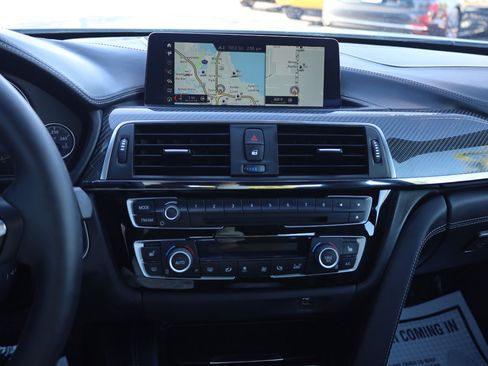 Used 2019 BMW M4 Coupe w/ Competition Package image 11