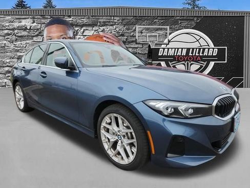 Used 2025 BMW 330i xDrive Sedan w/ Premium Package image 1