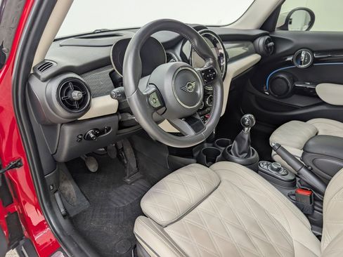 Used 2022 MINI Cooper S image 4