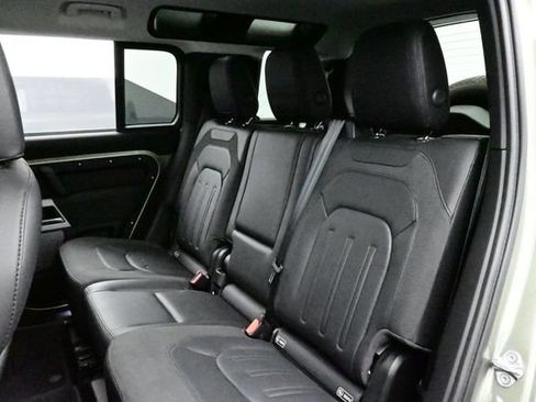 Used 2020 Land Rover Defender 110 HSE AWD/4WD image 12