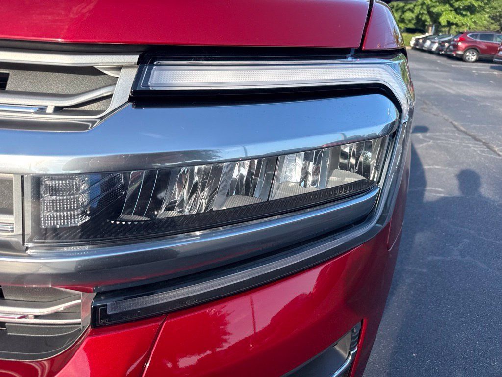 Used 2022 Ford Expedition Max Platinum AWD/4WD image 9