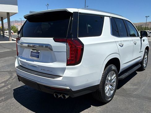 Used 2024 GMC Yukon Denali w/ Advanced Technology Package AWD/4WD image 3