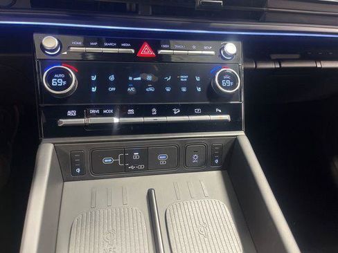 New 2025 Hyundai Santa Fe Calligraphy AWD/4WD image 23