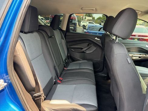 Used 2017 Ford Escape SE AWD/4WD image 18