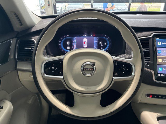 Used 2024 Volvo XC90 B5 Core w/ Protection Package Premier AWD/4WD image 17