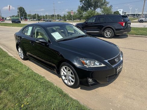 Used 2011 Lexus IS 350 AWD w/ Luxury Plus Value Edition image 3