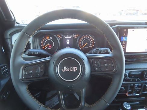 Used 2024 Jeep Wrangler Sport S image 30