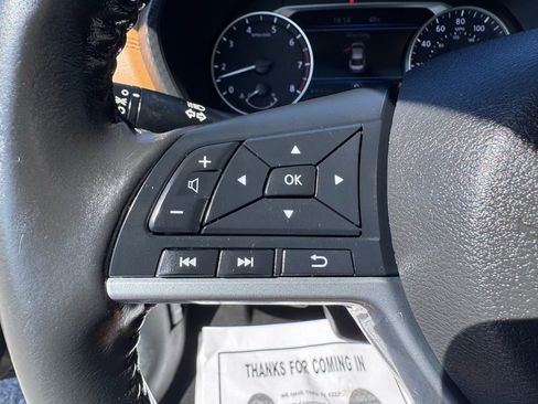Used 2021 Nissan Sentra SV w/ SV Premium Package FWD image 18