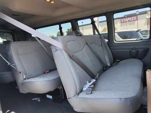 New 2026 Chevrolet Express 3500 LT w/ LT Preferred Equipment Group RWD image 17