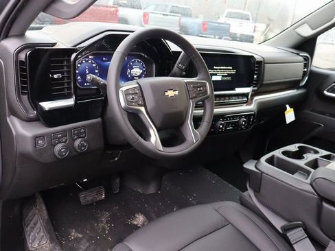New 2026 Chevrolet Silverado 1500 LT w/ Safety Package AWD/4WD image 6
