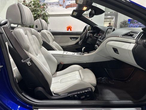 Used 2012 BMW M6 Convertible RWD image 51