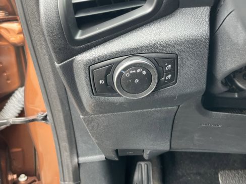 Used 2020 Ford EcoSport SE AWD/4WD image 24