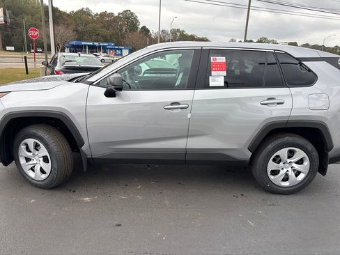 New 2025 Toyota RAV4 LE image 2
