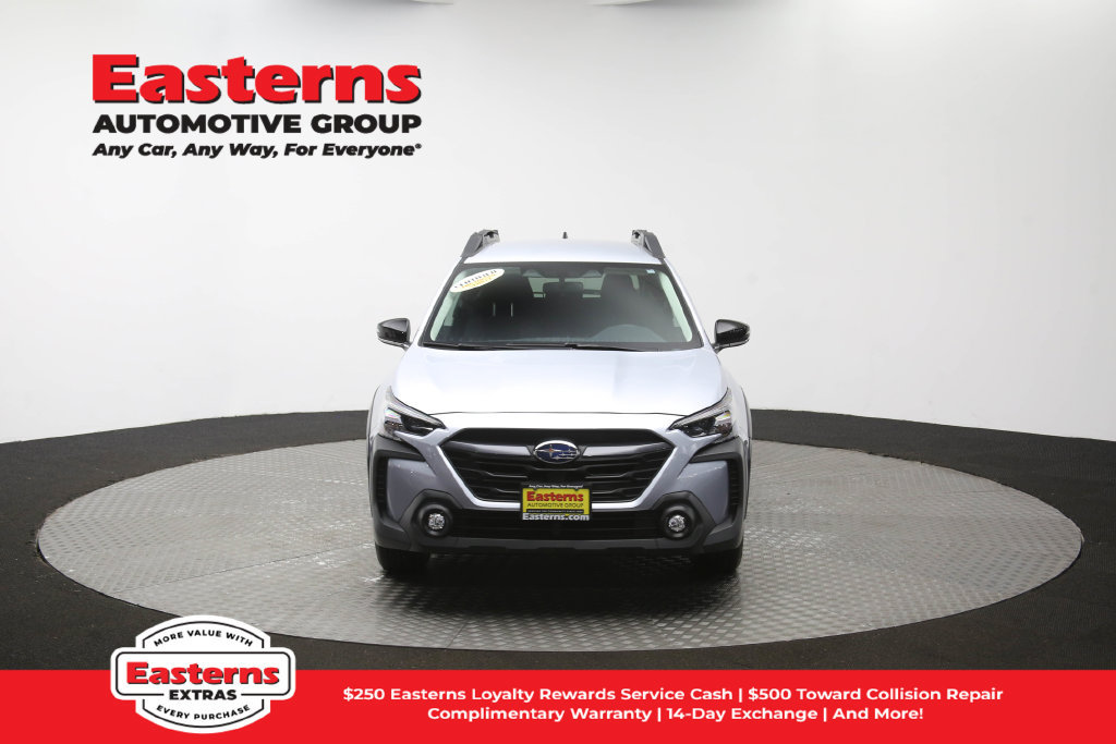 Used 2025 Subaru Outback Premium AWD/4WD image 47