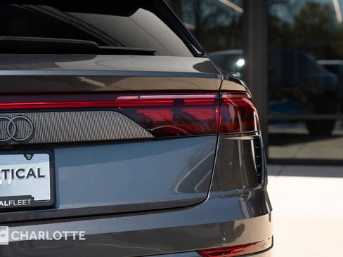 Used 2025 Audi RS Q8 performance image 13