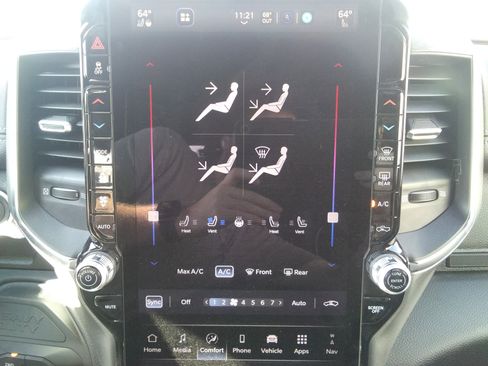 New 2025 RAM 3500 Laramie image 20