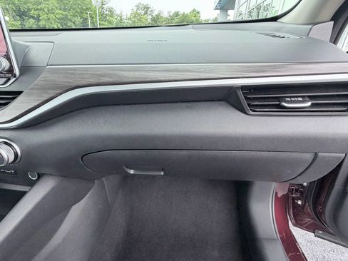 Used 2025 Nissan Altima 2.5 SV FWD image 19
