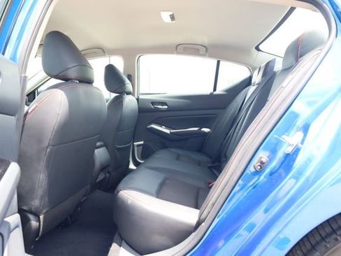 Used 2025 Nissan Altima 2.5 SR FWD image 22