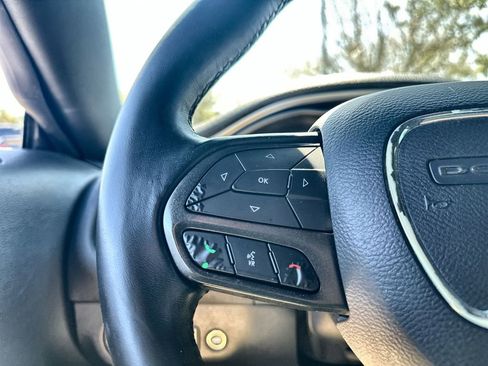 Used 2020 Dodge Challenger SXT image 31