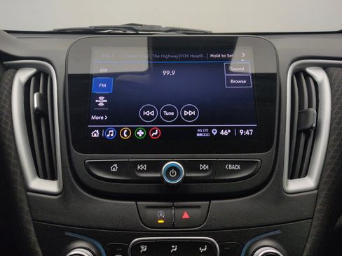 Used 2024 Chevrolet Malibu LT image 25